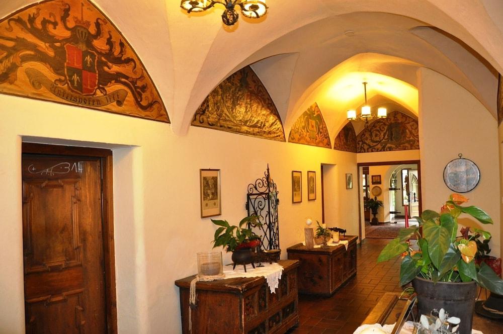 Großkirchheim Hotel Post מראה חיצוני תמונה