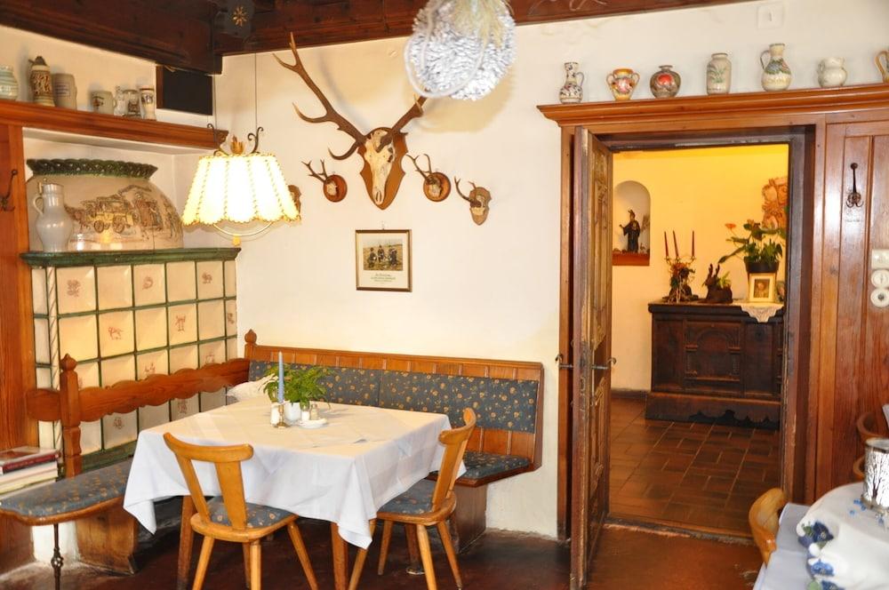 Großkirchheim Hotel Post מראה חיצוני תמונה